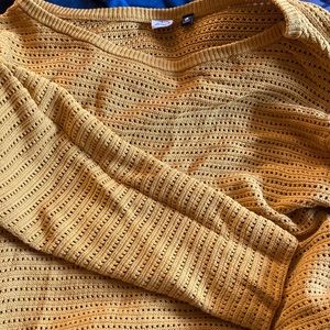 Mustard knit sweater 100%cotton